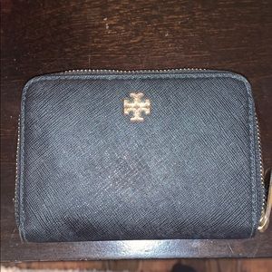 Tori Burch ID holder/coin purse